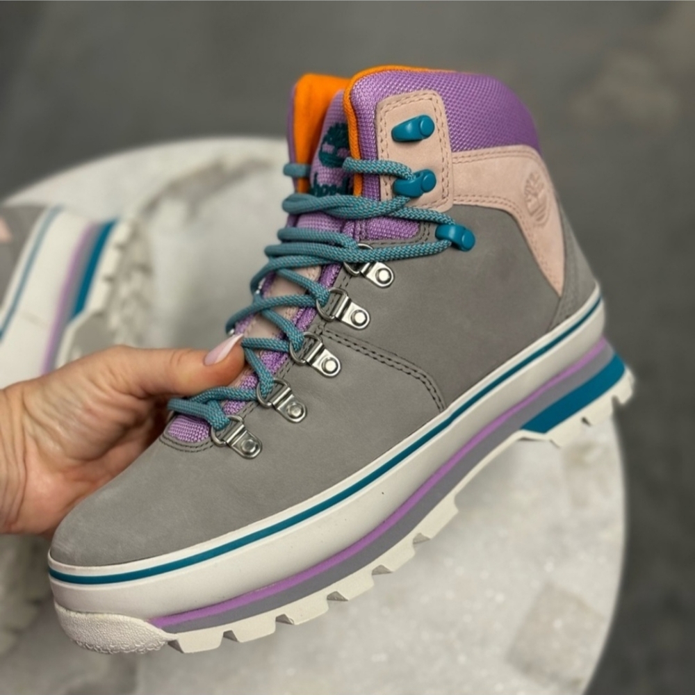 NWT TIMBERLAND women's boots size 8 - Picture 4 of 8